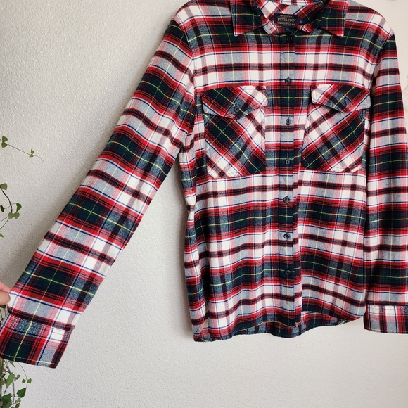Pendleton Plaid Flannel Shirt In Red And Green Women's Small EUC - Picture 3 of 7